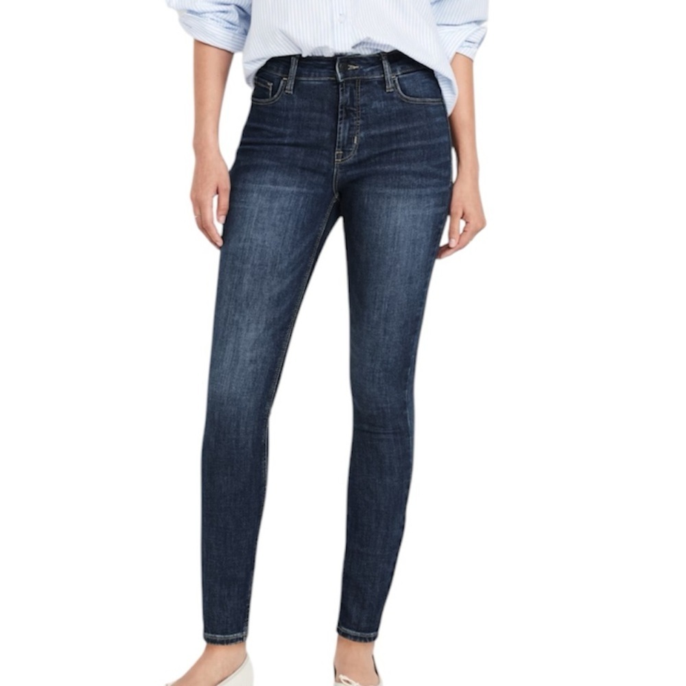 Old Navy Rockstar Skinny Jeans High Rise skinny jeans Size 12 long  31 in inseam